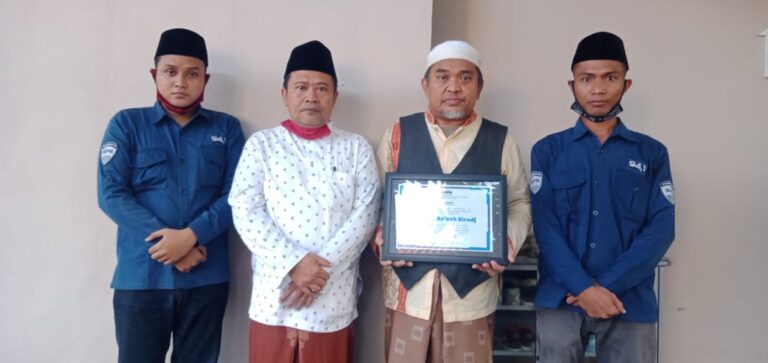 Simbol Perhargaan Radio Salsabila FM Terhadap Alm. Nyai HJ. Azizah Siradj