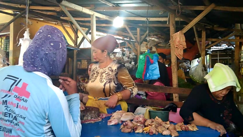 Kata Pedagang, Harga Daging Ayam Terus Naik di Pasaran