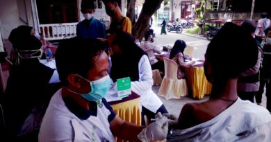 Ratusan Santri Pondok Pesantren Assirojiyyah Sampang Ikuti Vaksinasi Covid-19