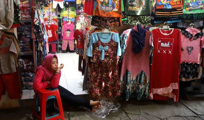 Pedagang Pasar Srimangunan Sampang Kompak Berharap Stop PPKM Darurat
