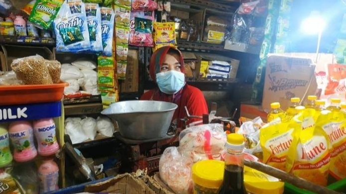 Terbaru! Pantauan Harga Minyak Goreng di Pasar Tradisional Sampang