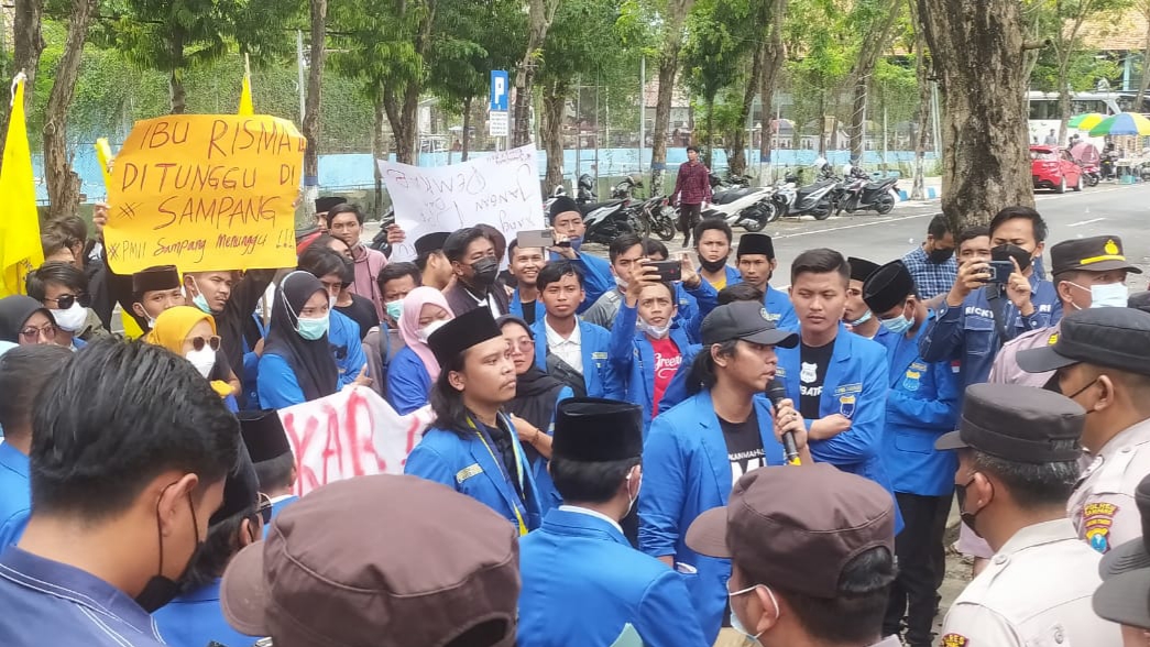 Gelar Aksi Demonstrasi, PC PMII Sampang Tuntut Pemerintah Bongkar Mafia Bansos