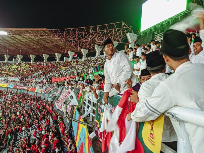 Opening Ceremony Piala Dunia U-17, Stadion GBT Dipenuhi Suporter Jalur Langit