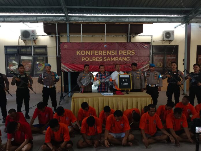 Gelar Konferensi Pers, Polres Sampang Ungkap 6 Tindak Kriminal dan 16 Kasus Narkotika