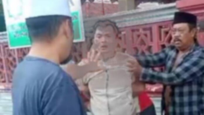 Copet HP dan Dompet, Seorang Pria di Sampang Ditangkap Warga