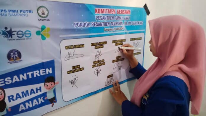 Hari Anak Nasional, Kopri PMII Sampang Launching Pesantren Ramah Anak