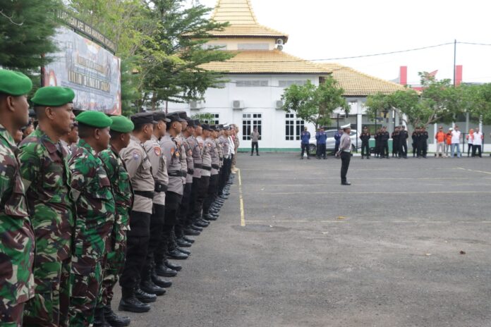 Jelang Nataru, Polres Sampang Gelar Apel Pasukan Operasi Lilin Semeru 2024